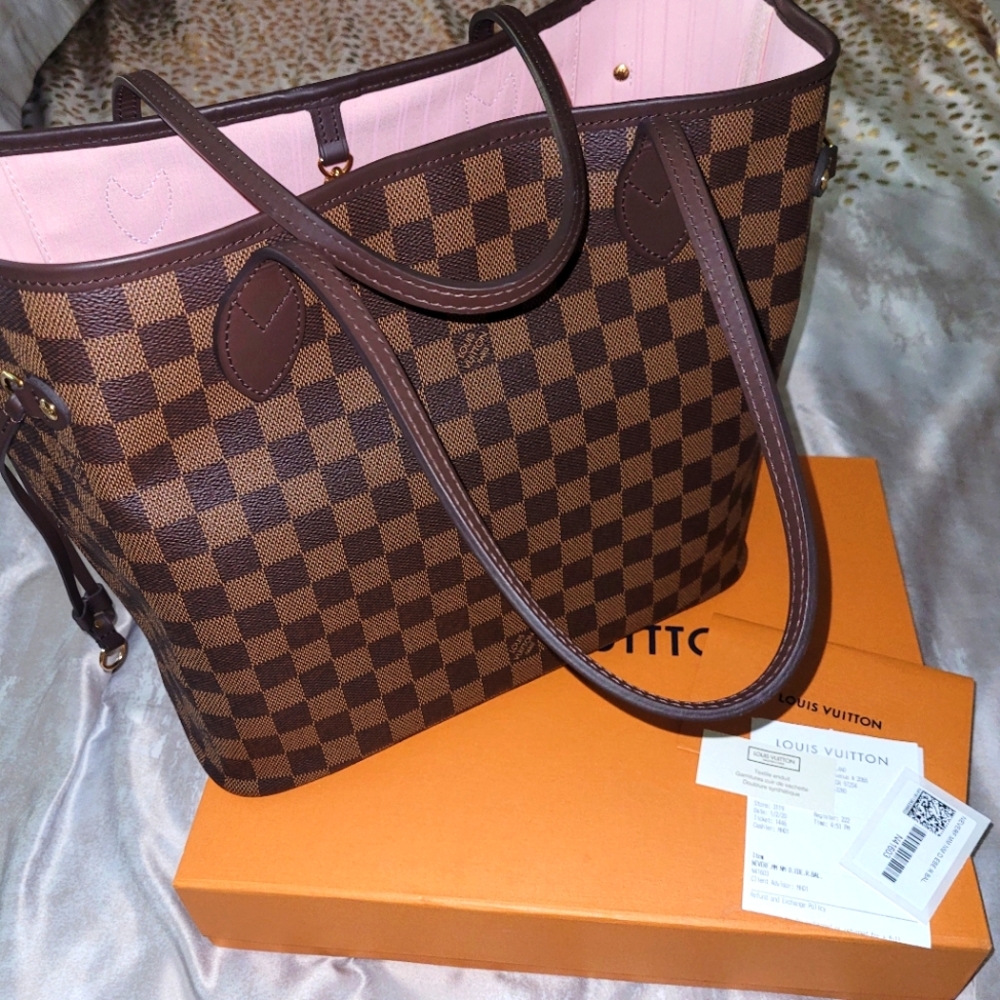 Louis Vuitton Neverfull MM Damier Ebene ballerina